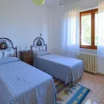 Сasa de vacaciones 3 Bedroom Stunning In Monte San Savino