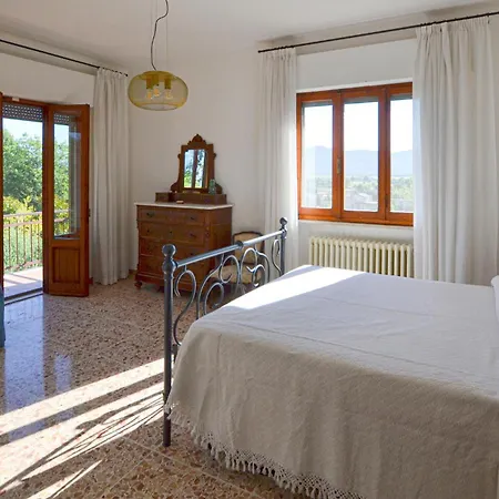 Prázdninový dům 3 Bedroom Stunning In *