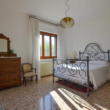 3 Bedroom Stunning In Monte San Savino